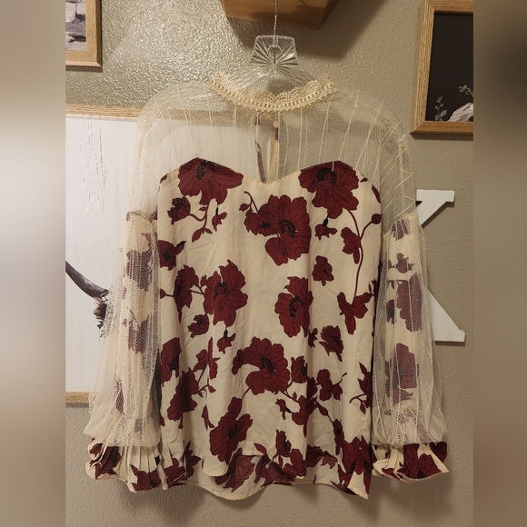 Entro Red Flower detail Beautiful long sleeve Shirt - Picture 1 of 5